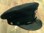 Черная фуражка