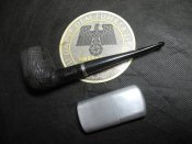Трубка, зажигалка, плакетка WHW.