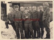 Трубка, зажигалка, плакетка WHW.