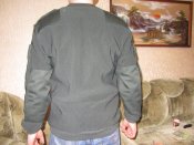 Свитер полиции британии плотный.