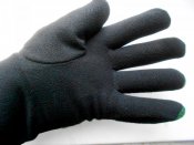 Шапка черная + перчатки.