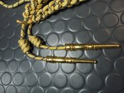 Аксельбант королевских Вооруженных Сил Великобритании.