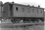 50 Dienstwagen der Met Poltawa, 1943, gebaut 1871 Masch.fabr.jpg