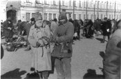 67 Bazar in Poltawa, 1943.jpg