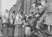 Minsk bahnhof 1943.JPG