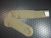 (Лот№119) 4 предмета:Носки Италия,подс. магазинный MTP,перчатки Швейцария,ножницы Герман.(С 1й грн.)