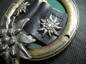 Подвеска с немецкой егерской сумки.