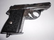 пистолет Walther PPK .