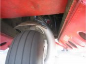 B24-NoseGear-5s.JPG