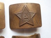 4 бляхи - пряжки Советского солдата .