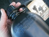 Фляга армейская 1 л пластиковая в чехле чешский камуфляж. Германия Макс Фукс.