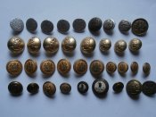 36 пуговиц с Бабушкиной шкатулки .