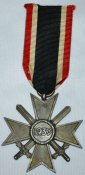 Крест "За военные заслуги",КВК с мечами