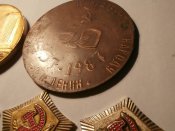 8 настольных медалей по Краматорску .