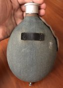 Немецкая послевоенная фляга с крышкой на войну