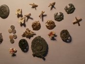 20 эмблем и знаков армейских .