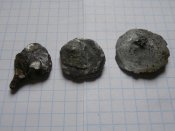 3 пломбы с цинка для патронов 1920 , 1922  и  1923 год .