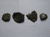 4 пломбы с цинка для патронов 1920 ,1922 - 23 и 1926 год .