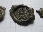 4 пломбы с цинка для патронов 1920 ,1922 - 23 и 1926 год .