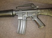 Макет штурмової гвитівкі Colt M16A1 з магазином ємністю 30 патронів.