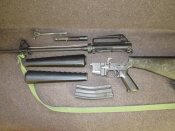 Макет штурмової гвитівкі Colt M16A1 з магазином ємністю 30 патронів.