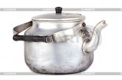 3017843-old-tea-kettle.jpg