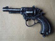 Алюмінєвий пістолет.