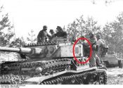 Bundesarchiv_Bild_101I-090-3914-29A,_Russland,_Panzer_IV.jpg