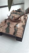игрушечный макет танка