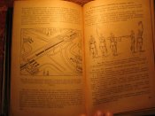 Устройстройство, обслуживание и правила дорожного движения автомобилей 1955г