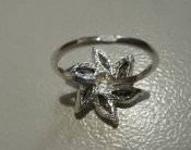 Серебряное кольцо перстень Эдельвейс серебро 925 с цирконами