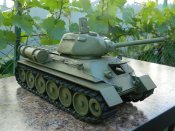 Настольная шкатулка танк Т-34-76 из метала.