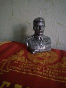 бюст сталина металл