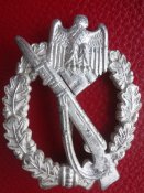 Пехотный штурмовой знак в серебре.
