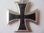 3_650_Zhelezniy_krest_2-go_klassa_1914_Kleymo_Y_Art21_10573716.jpg
