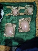 Комплект наколенников и налокотников от Emerson Dni Neoprene kneeelbow pads set multicam