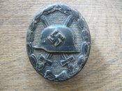 Нагрудный знак «За ранение»