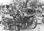 800px-BL_5.4_inch_Howitzer_and_Crew_East_Africa_WWI.jpg