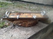 Настенная подставка для хранения ММГ винтовки/карабина и штыка.