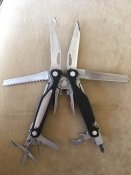 Leatherman Charge TTI в хорошій комплектації