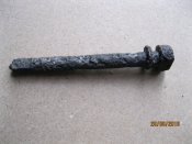 Ось крышки лентопротяжного механизма мг-42