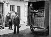 800px-Wagon-load_of_Helmets_or_Casques_NGM-v31-p339.jpg