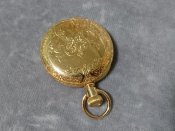 Золотые жилетные часы Waltham