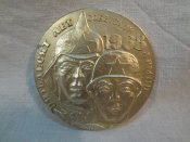 Настольная медаль 50 лет Советской армии