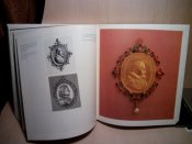 Книга об искусстве и истории немецких наград 16-17 вв. на немецком языке..