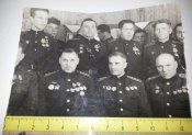 3 фото еще генерал армии Рокоссовский  на передовой 1943г. и награждает 4 ГСС