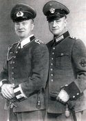 Die-Gebrueder-schlag-in-der-Uniform-der-Wehrmacht.jpg