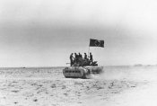 Bundesarchiv_Bild_146-1971-044-66,_Afrika-Feldzug,_erbeuteter_Panzer.jpg