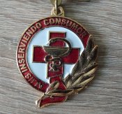 Медаль "Aliis inserviendo consumor"