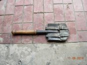 чехол кожанный на саперную лопату.